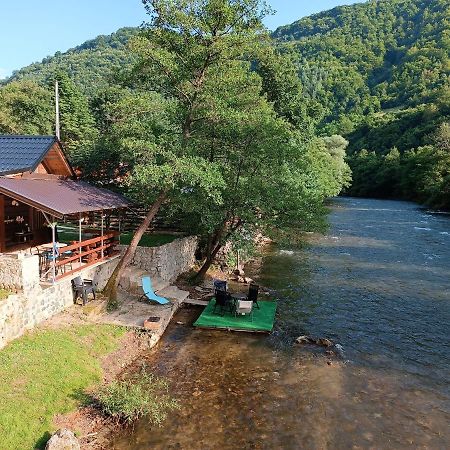 Cottage Auto Camp Vinac 야이체 외부 사진